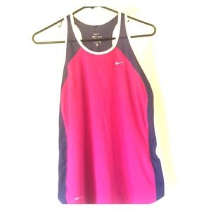Nike running top